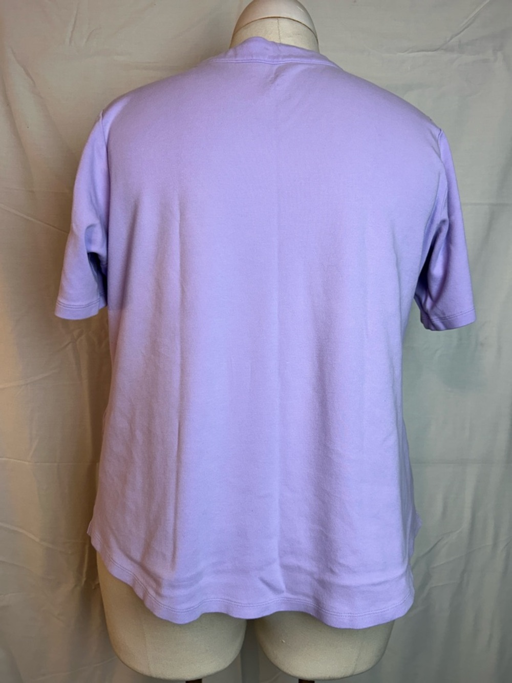 Isaac Mizrahi Live 2X Lavender V Neck Tee Shirt Plus Size Essential Basic Top - Picture 3 of 7